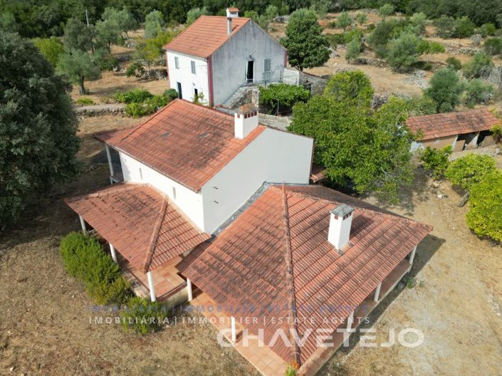 Image No.1-5 Bed House for sale