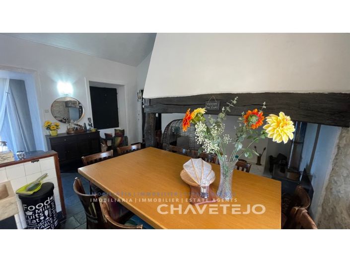 Image No.19-7 Bed Farmhouse for sale