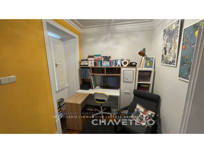 Image No.27-7 Bed Farmhouse for sale