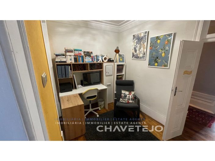 Image No.29-7 Bed Farmhouse for sale