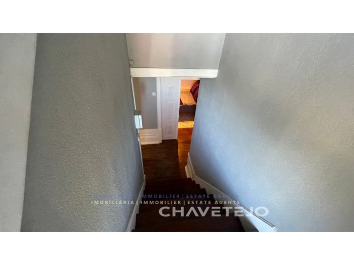 Image No.30-7 Bed Farmhouse for sale