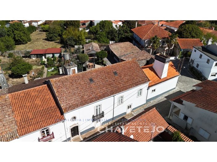 Image No.54-7 Bed Farmhouse for sale