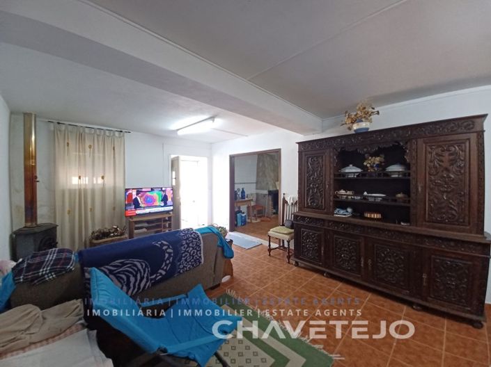 Image No.17-4 Bed House for sale