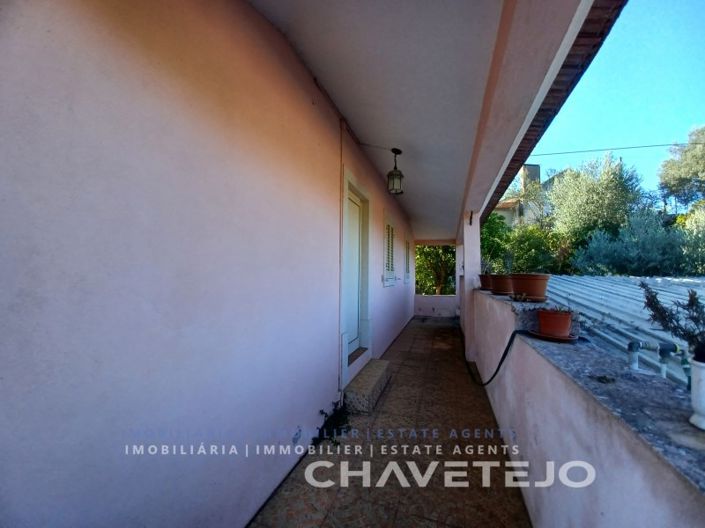 Image No.24-4 Bed House for sale