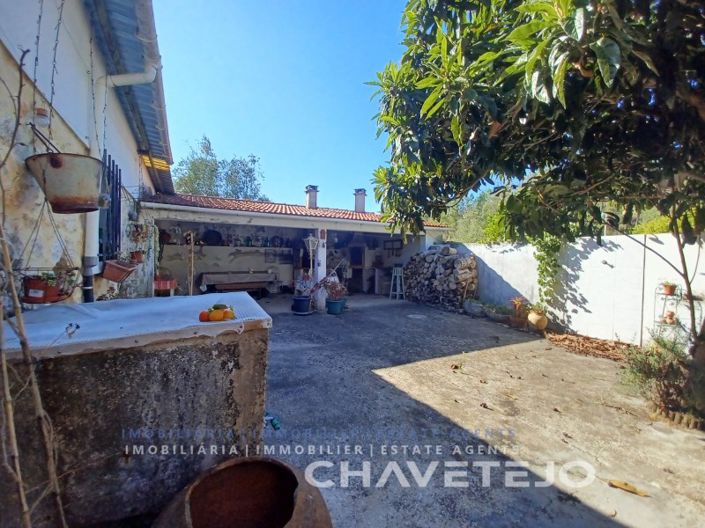 Image No.28-4 Bed House for sale