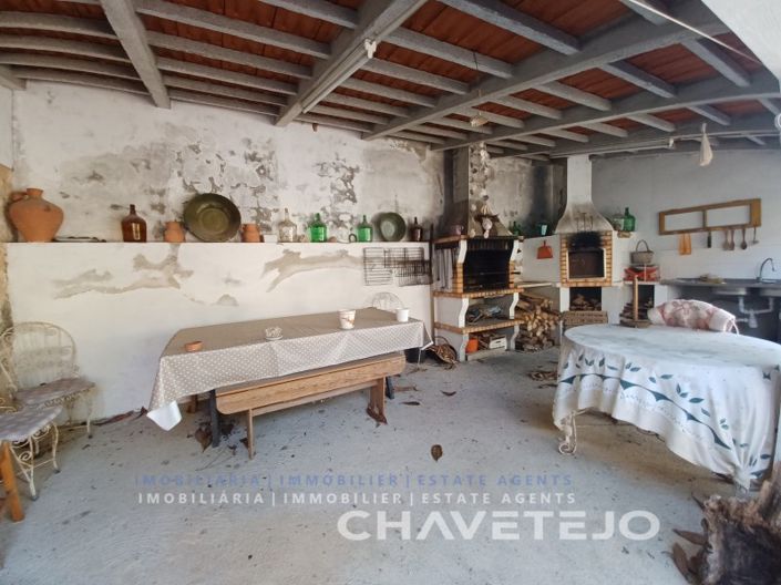 Image No.30-4 Bed House for sale