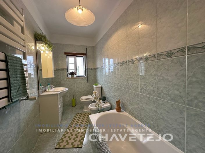 Image No.29-4 Bed House for sale