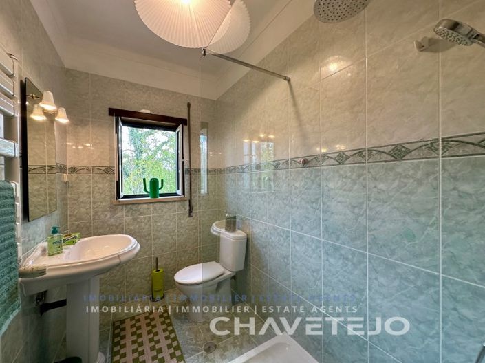 Image No.30-4 Bed House for sale