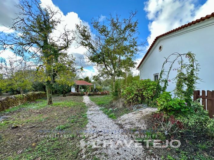 Image No.38-4 Bed House for sale