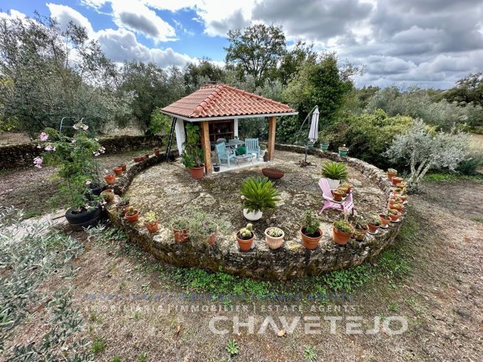 Image No.40-4 Bed House for sale