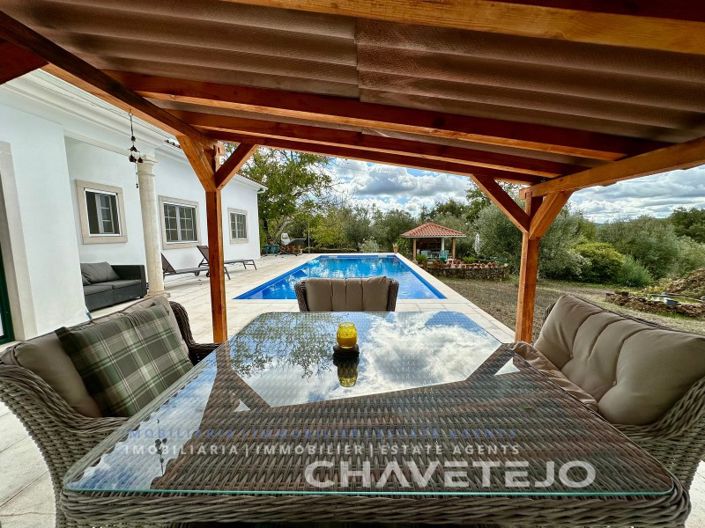 Image No.5-4 Bed House for sale