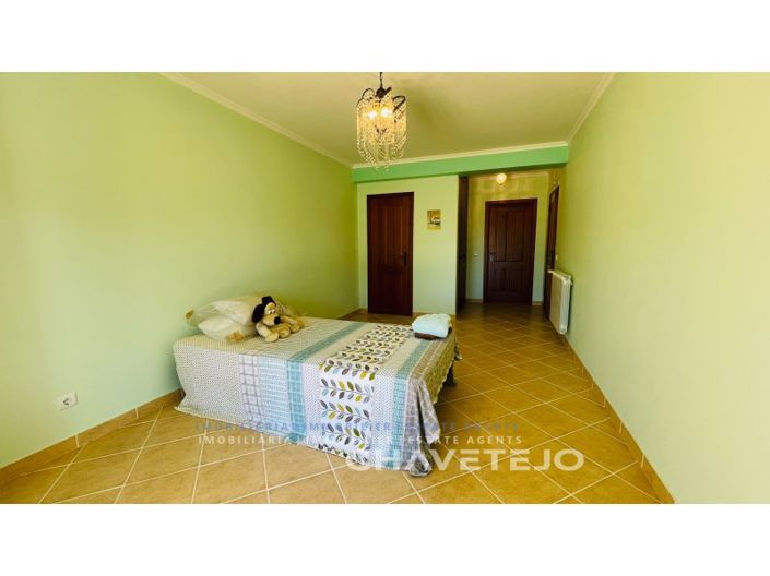 Image No.30-3 Bed House for sale