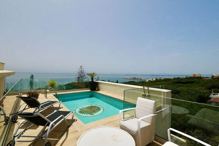 Image No.2-4 Bed Property for sale