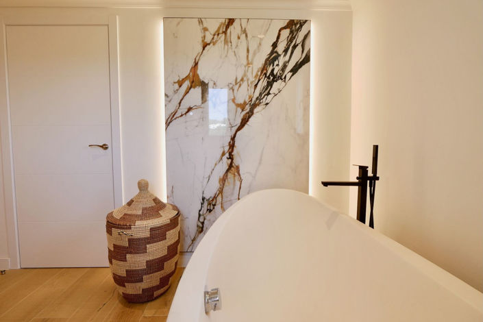 Image No.24-4 Bed Property for sale