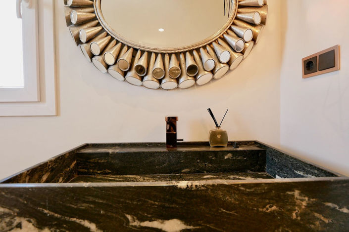 Image No.28-4 Bed Property for sale