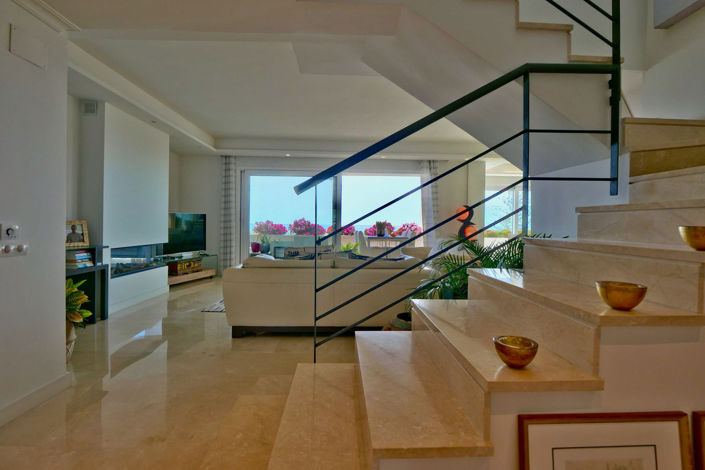 Image No.45-4 Bed Property for sale