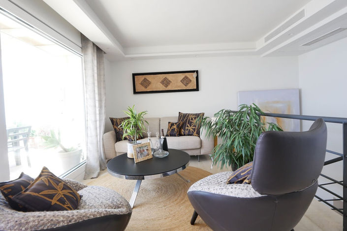 Image No.60-4 Bed Property for sale