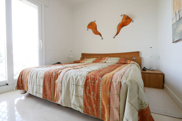 Image No.64-4 Bed Property for sale