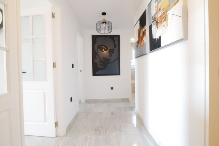 Image No.30-3 Bed Property for sale