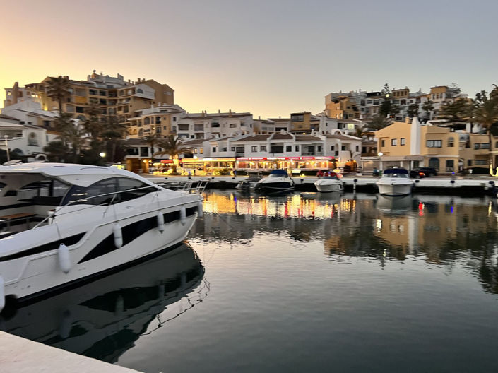 Image No.33-3 Bed Property for sale