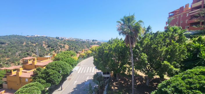 Image No.7-2 Bed Property for sale