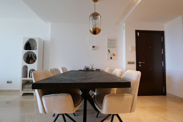 Image No.15-2 Bed Property for sale