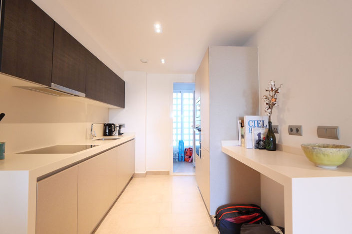 Image No.17-2 Bed Property for sale