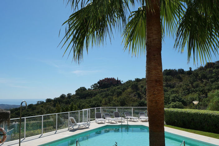 Image No.23-2 Bed Property for sale