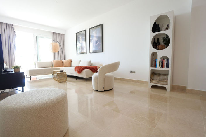 Image No.3-2 Bed Property for sale