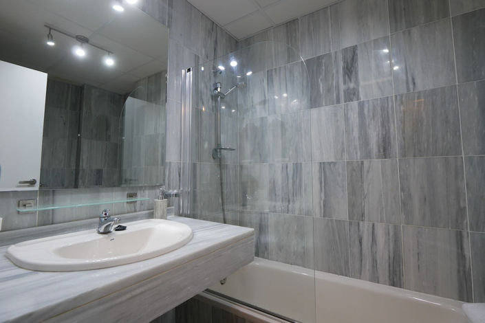 Image No.22-3 Bed Property for sale