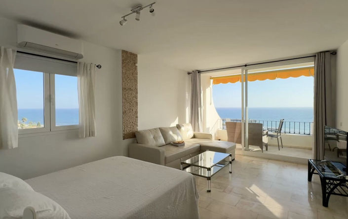 Image No.20-2 Bed Property for sale