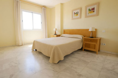 11-20939a0134ad724a8cb2a801094d15a4