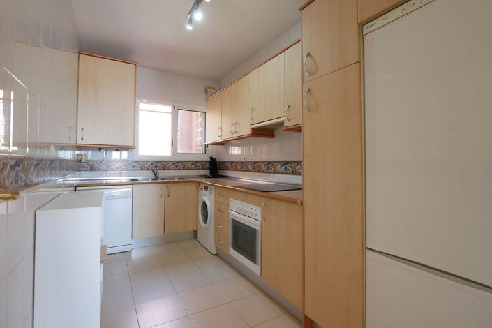 Image No.14-2 Bed Property for sale