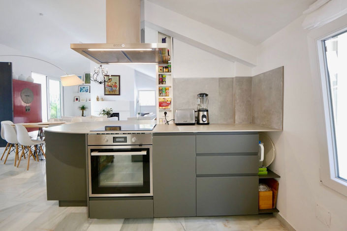 Image No.2-3 Bed Property for sale