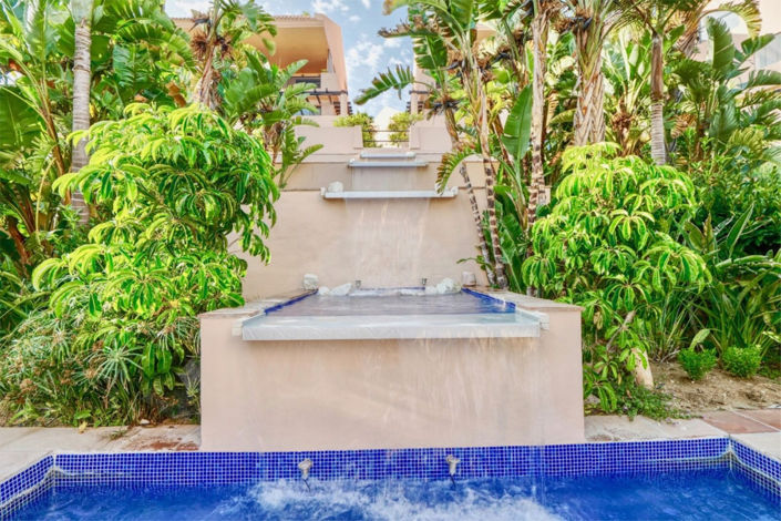 Image No.32-2 Bed Property for sale