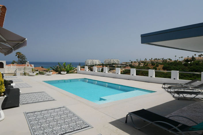 Image No.18-3 Bed Property for sale