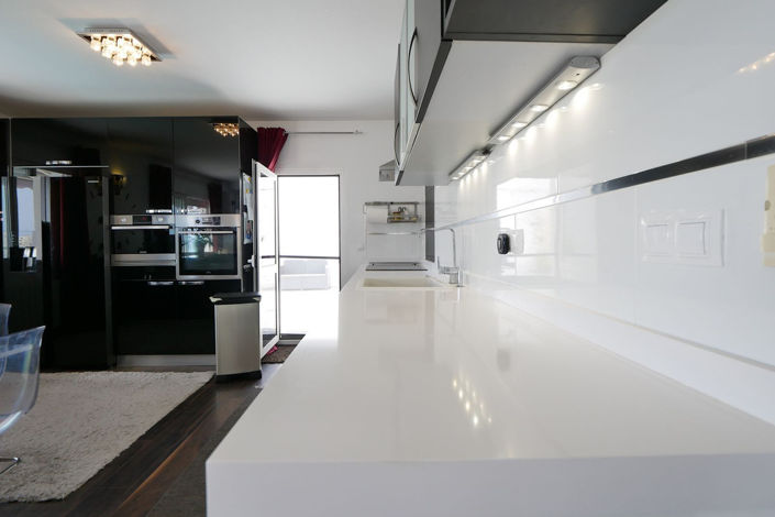 Image No.23-3 Bed Property for sale