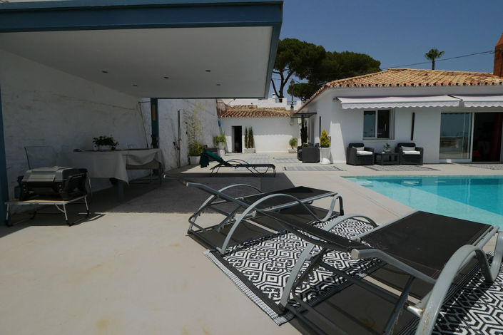 Image No.29-3 Bed Property for sale