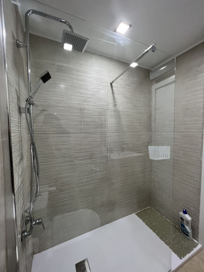 Image No.17-1 Bed Property for sale