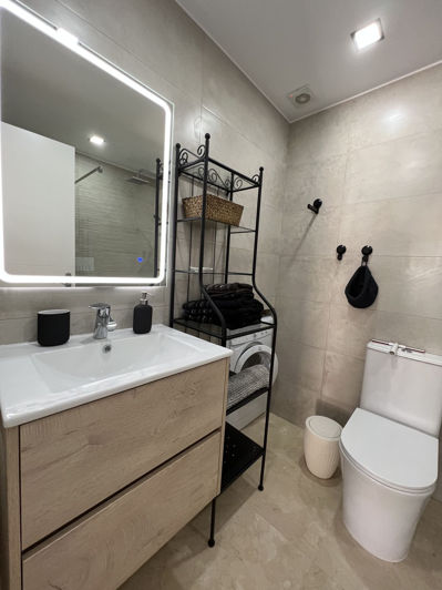 Image No.19-1 Bed Property for sale