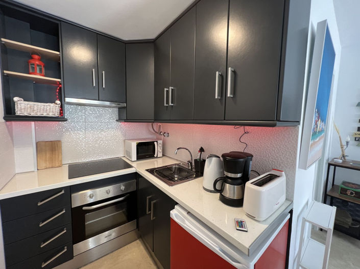 Image No.4-1 Bed Property for sale