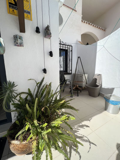 Image No.7-1 Bed Property for sale