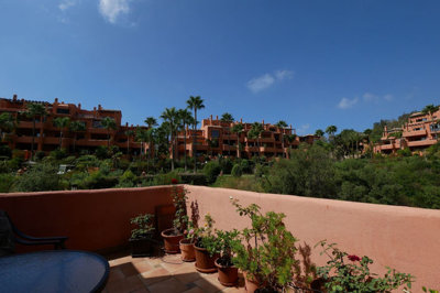 2-5bd7b9d04b45e33852eaf0ec6670150d