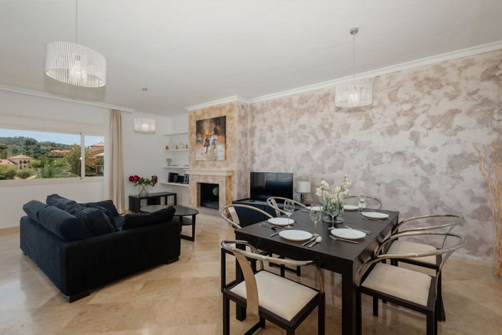 Image No.8-2 Bed Property for sale