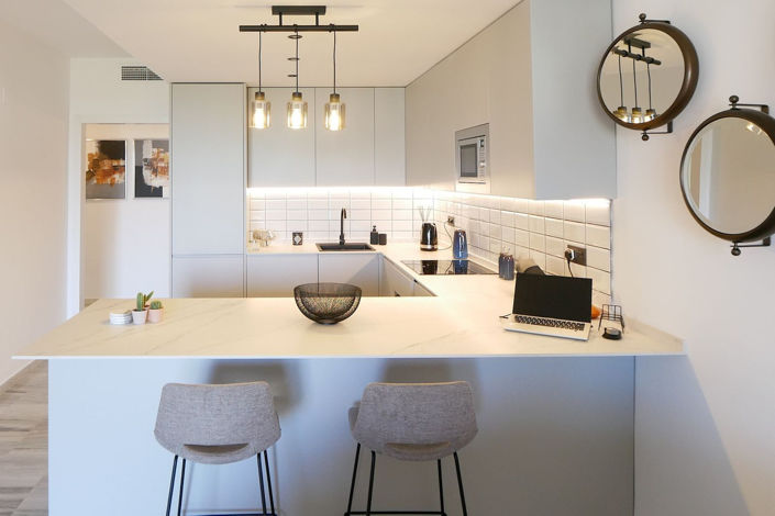 Image No.12-3 Bed Property for sale