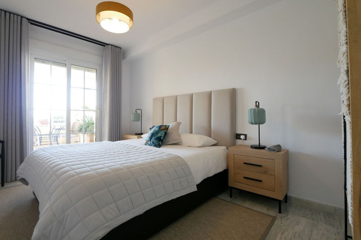 Image No.5-3 Bed Property for sale