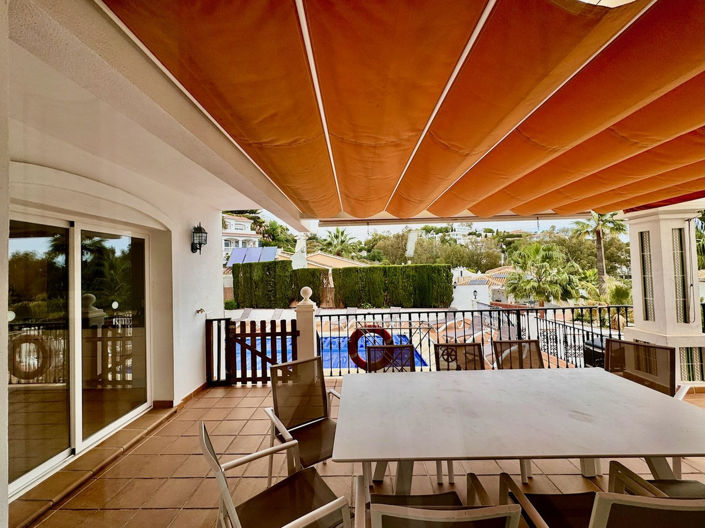 Image No.35-6 Bed Property for sale