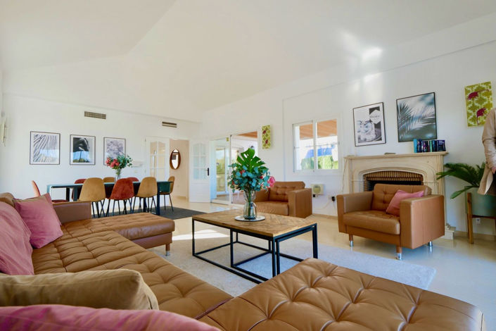 Image No.42-6 Bed Property for sale