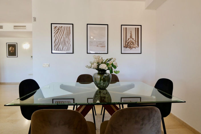 Image No.50-6 Bed Property for sale