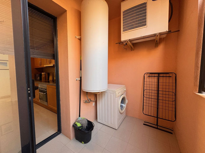 Image No.20-2 Bed Property for sale